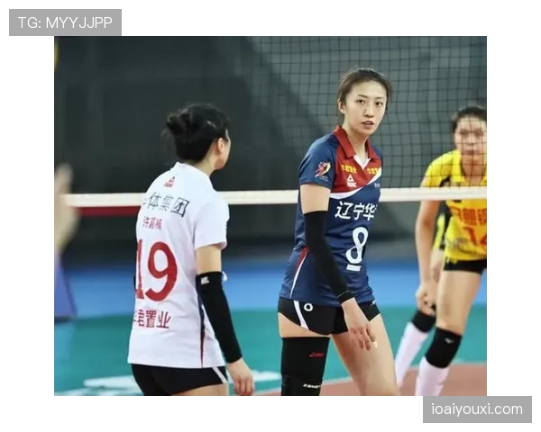 丁霞家的冰箱里塞满了蛋白粉，连饮料都得排队等位置