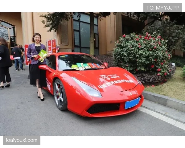 唐佳豪开豪车拎塑料袋买菜，这反差直接把我笑喷