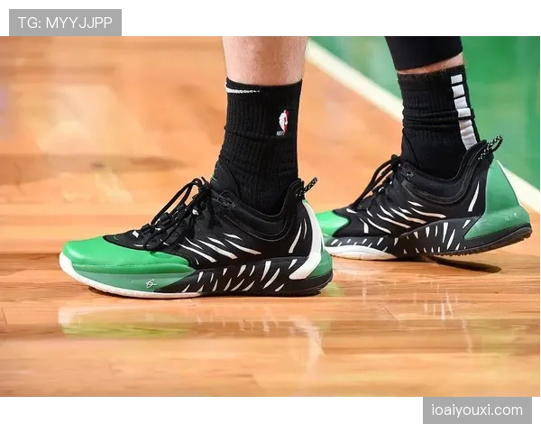 廖秋云赛后从车里拎出一堆鞋，我默默算起了下个月房租